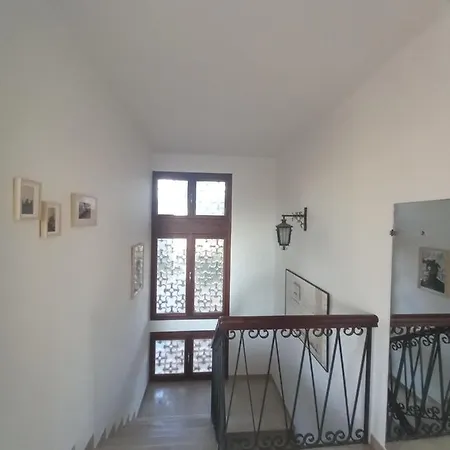 Villa De Caractere A